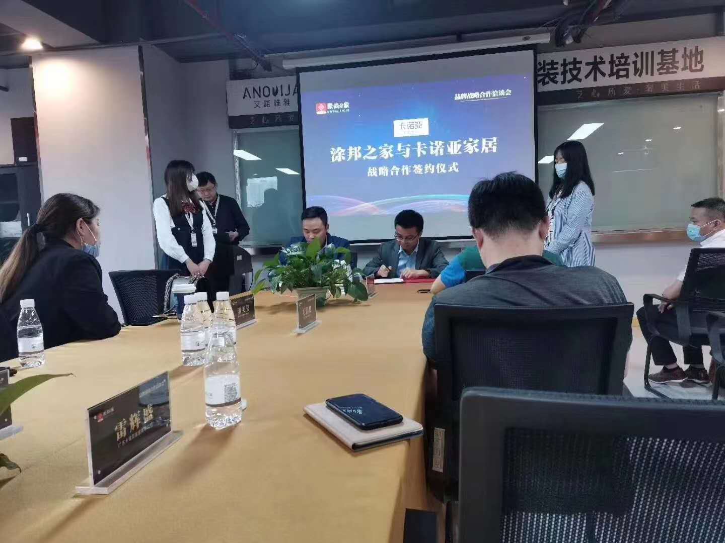 一線定制家居品牌做整裝，業(yè)績表現喜人