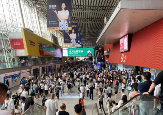 2021年廣州建博會，現(xiàn)場百花齊放熱情不減