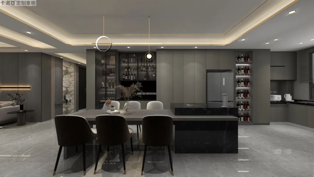 半開放格主打輕量化，可以放置一些展示性高的美酒或裝飾品等