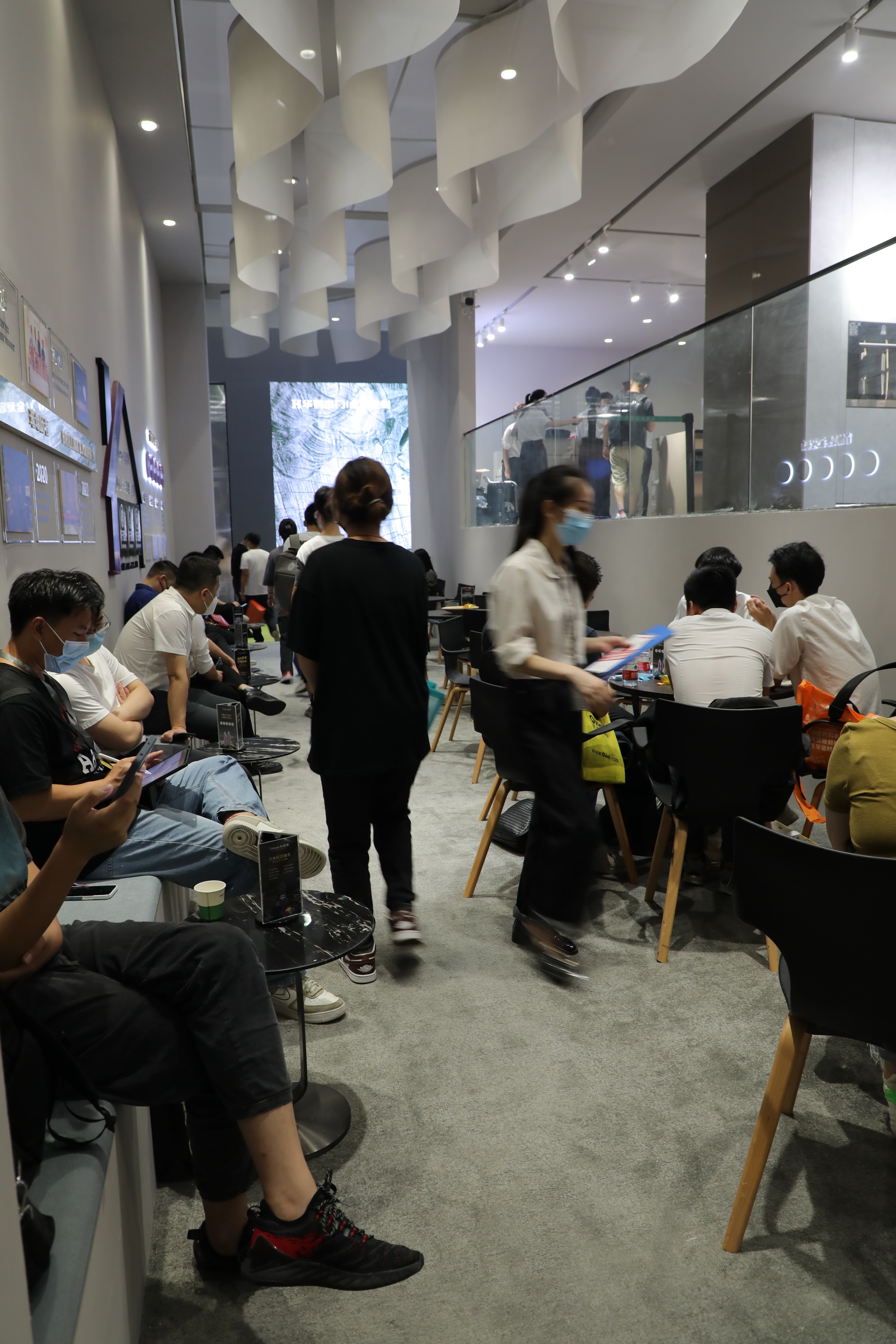 圓滿收官|(zhì)卡諾亞顏質(zhì)全開綻放2022中國(guó)廣州定制家居展 圓滿收官|(zhì)卡諾亞顏質(zhì)全開綻放2022中國(guó)廣州定制家居展