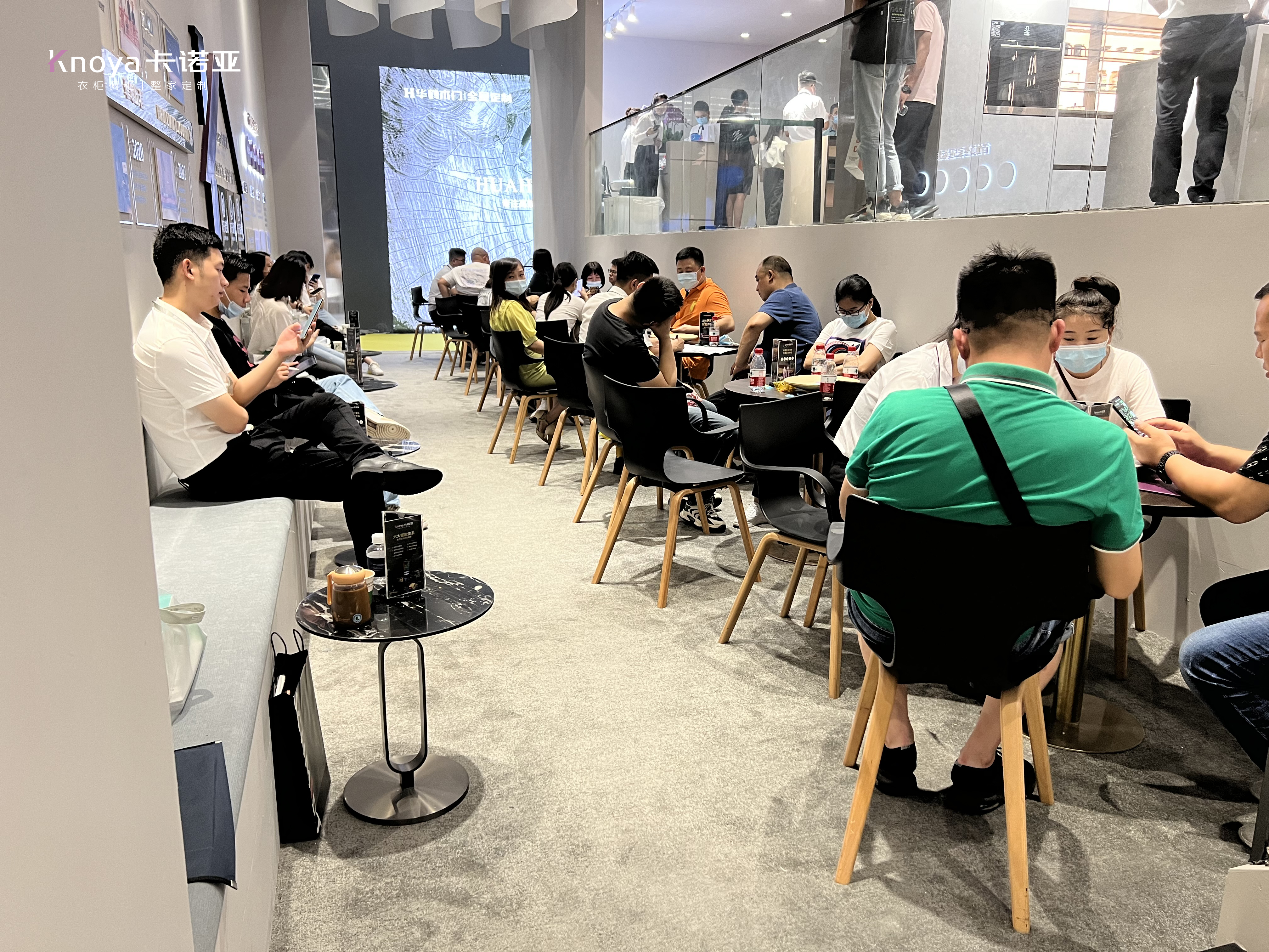 圓滿收官|(zhì)卡諾亞顏質(zhì)全開綻放2022中國(guó)廣州定制家居展 圓滿收官|(zhì)卡諾亞顏質(zhì)全開綻放2022中國(guó)廣州定制家居展